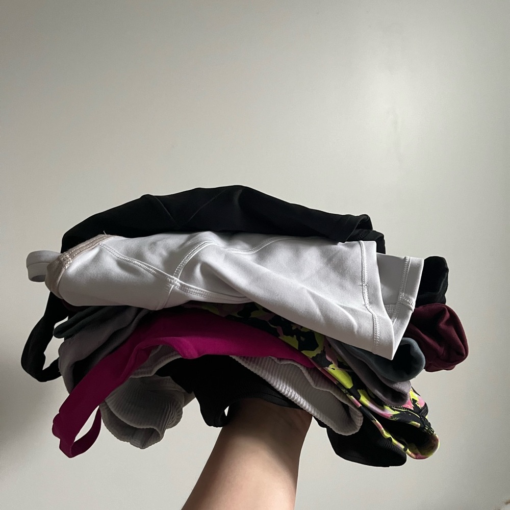 Sports bra bundle of 10 - an insane amount of bras that I outgrew